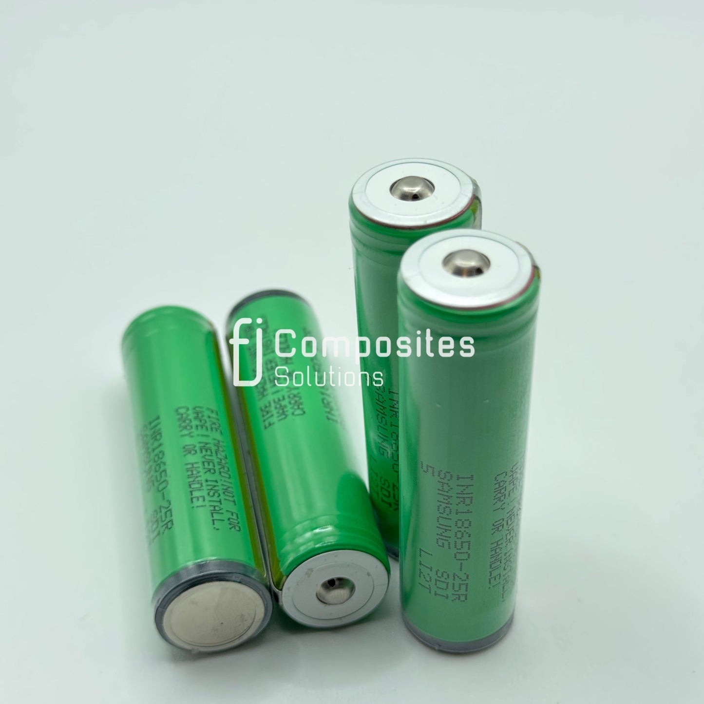 2x cells Li-ion Rechargeable Samsung 18650-25R Top button Battery containted BMS with Multi-Slot USB- Battery Charger zoomable flashlight.