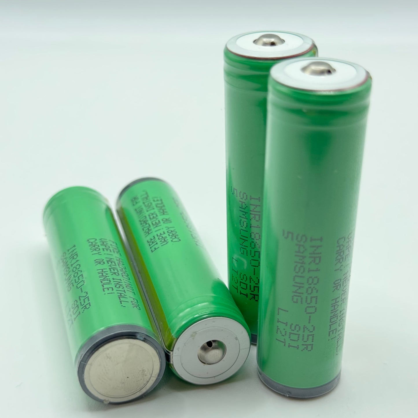Genuine Samsung INR18650-25R Li-ion Button Top Battery, 2500mAh, 3.6v
