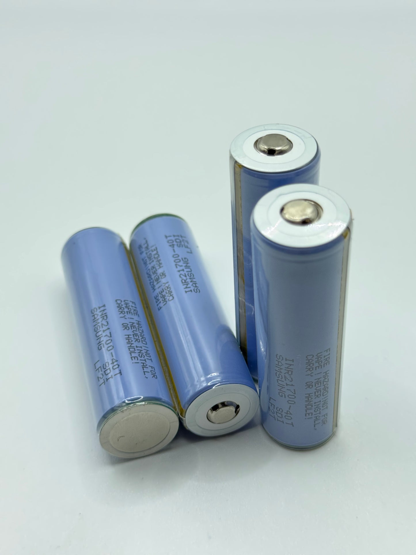 Combo 2x Samsung 21700-40T Button top with aluminum flashlight