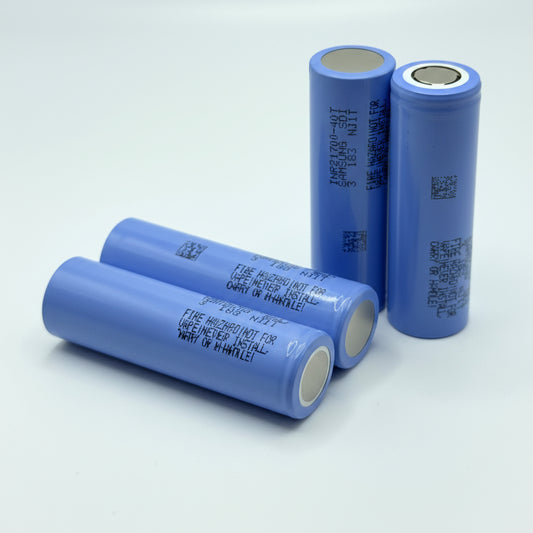 2x Li ion Rechargeable genuine Samsung 21700-40T flat top, shipping only inside Australia