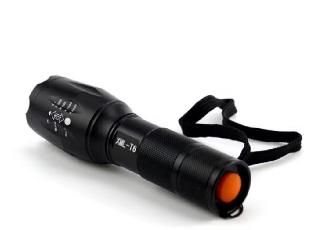 2x cells Li-ion Rechargeable&nbsp;Samsung 18650-25R Top button Battery with Multi-Slot USB- Battery Charger  zoomable flashlight.